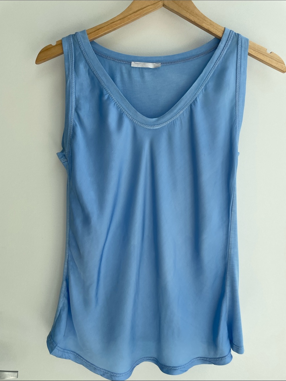 Italian Light Blue Sleeveless Silk & Viscose V-Neck Tank Size S